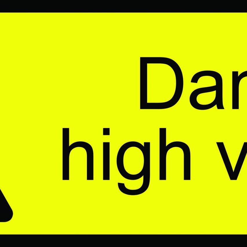 300mm x 100mm - Danger high voltage (1mm Rigid )